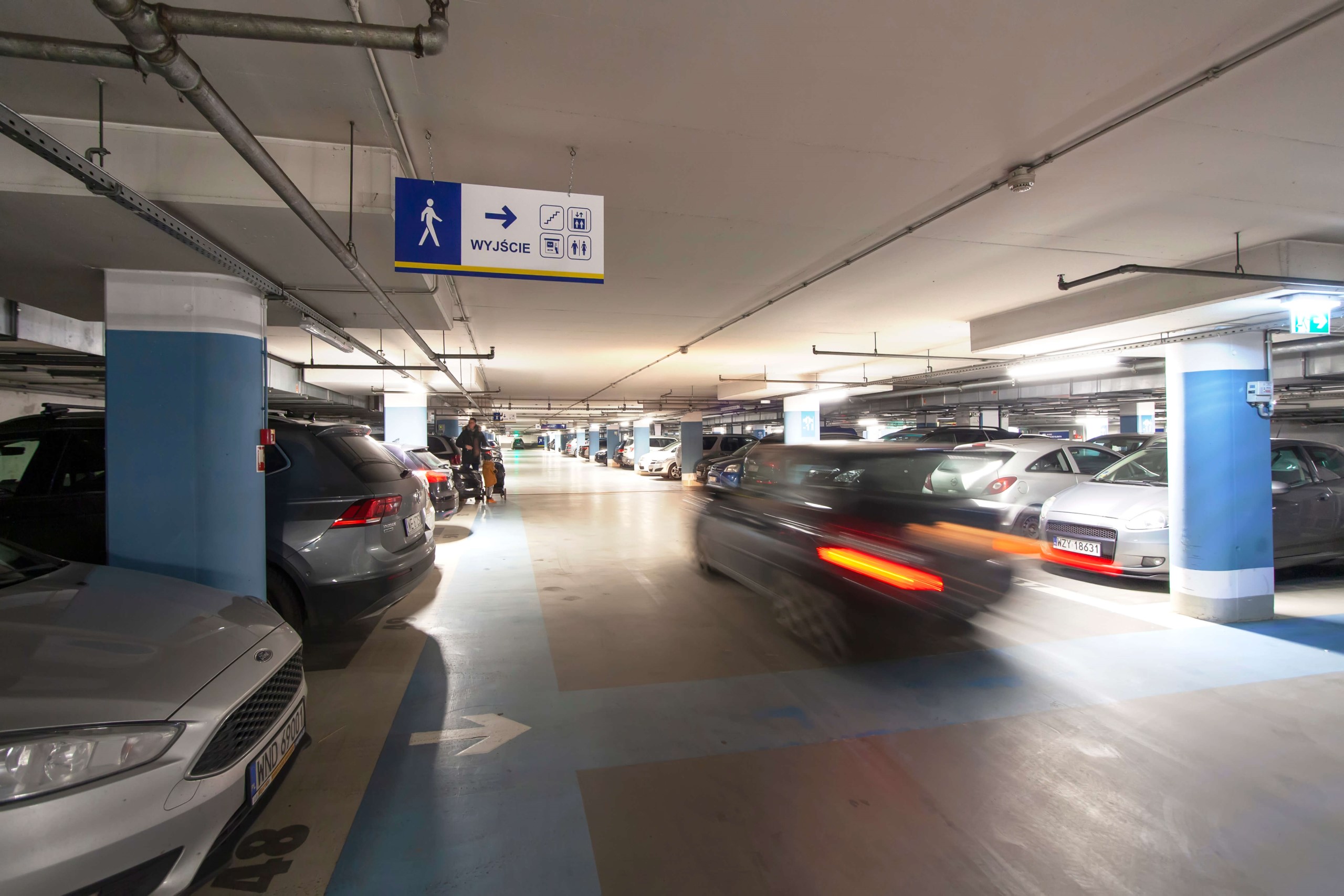 Parking płatny Poznań – zarezerwuj miejsce parkingowe